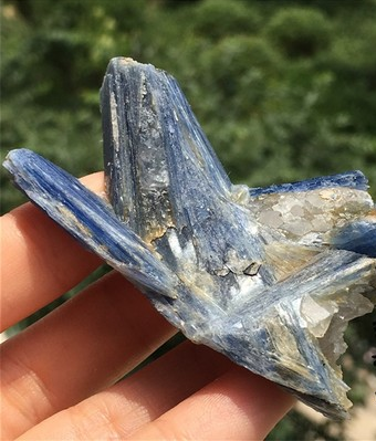Raw Blue Kyanitel Crystal