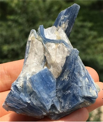 Raw Blue Kyanitel Crystal